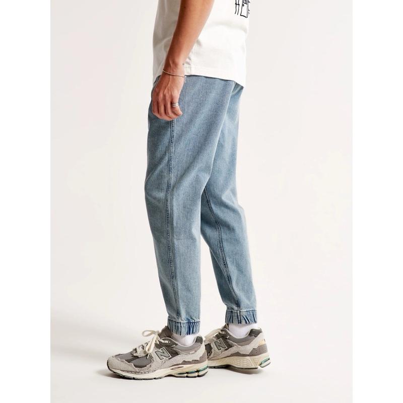 A&F 高彈性牛仔褲 AF慢跑運動褲 束腳褲 束口褲 淺色刷色水洗 簡單好看 男版S號-細節圖3