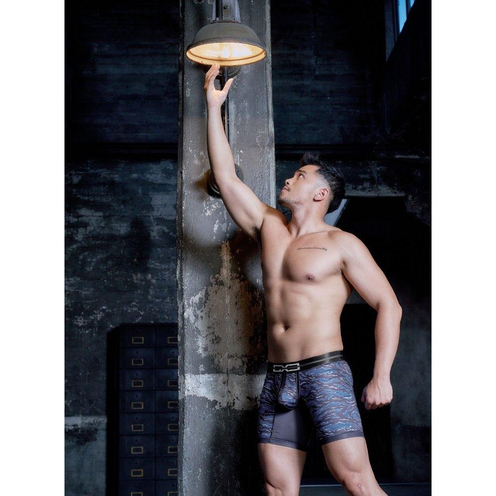 日本GX3 光澤觸感DX迷彩長腿平口褲 附臂環 金屬亮澤長版四角內褲 運動內搭競技摔角褲 2入 K1762-細節圖5