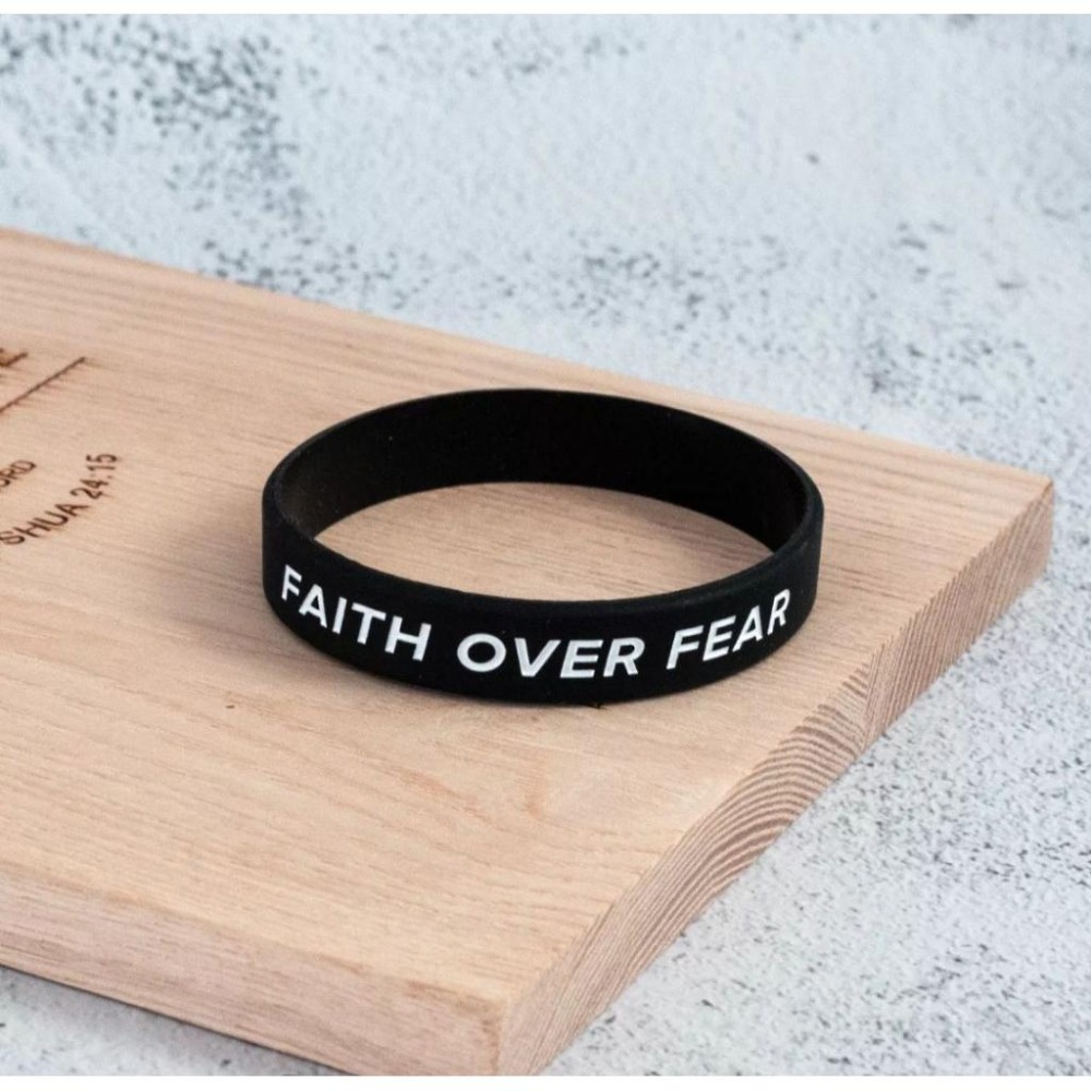 💫初心角落💫 創意祝福手環 矽膠 信心勝過恐懼 Faith over fear #基督教 #幸福小組 #福音-細節圖5