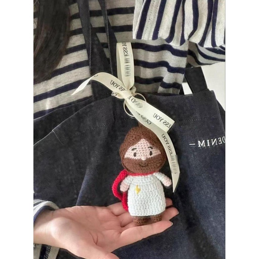 💫初心角落💫手工編織耶穌娃娃 鑰匙圈 娃娃吊飾 禮盒包裝 受洗禮物 幸福小組 福音禮品e-細節圖7