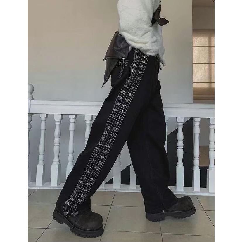 韓國選物🇰🇷 不撞款做邊刺繡牛仔褲-細節圖7