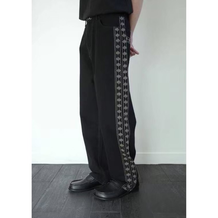 韓國選物🇰🇷 不撞款做邊刺繡牛仔褲-細節圖8