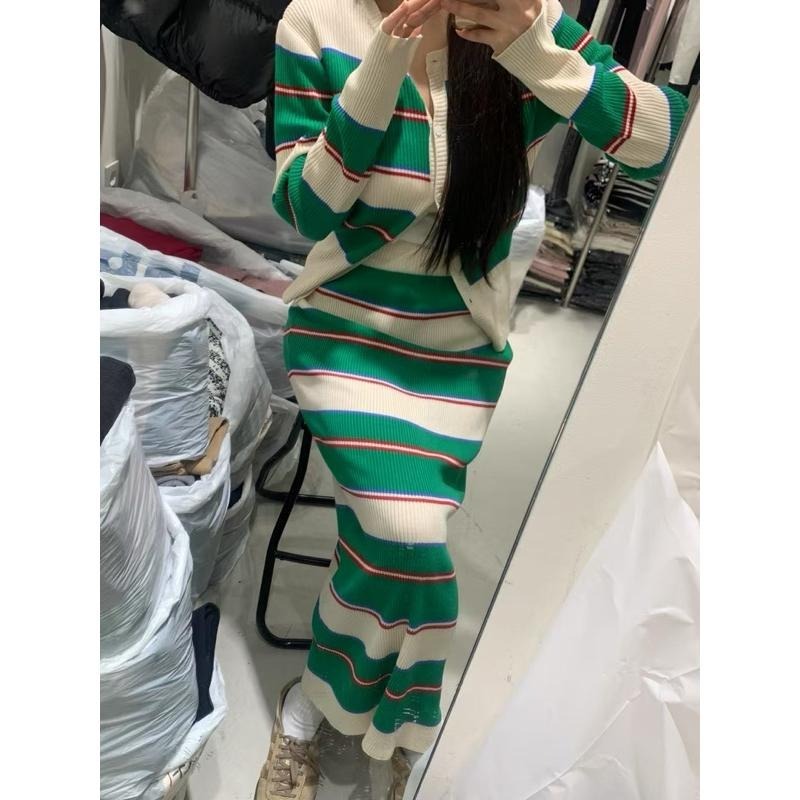 黑色外套最後現貨 N026正韓🇰🇷 時尚條紋針織上衣半身裙套裝-細節圖7