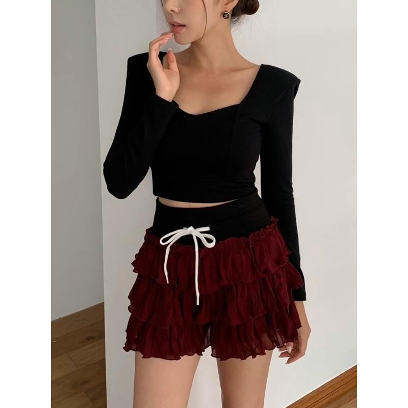 粉色現貨 🔜  M44正韓🇰🇷愛心領墊肩性感長袖上衣-細節圖9