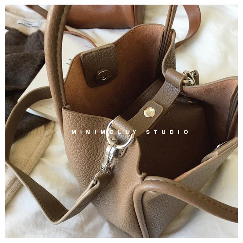 闆娘實拍🔥L95質感軟皮復古水桶包 子母包 附小包 兩用 手提 肩揹 斜揹-細節圖8