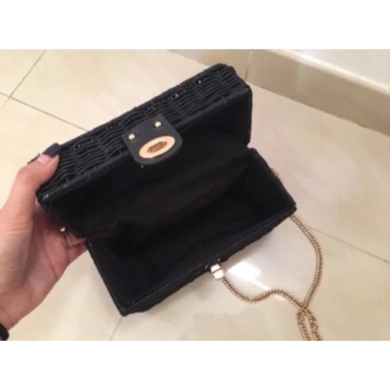 MIMIMOLLY｜現貨｜ A00026手工藤編包編織包竹藤包單把方型金鍊側背包-細節圖4