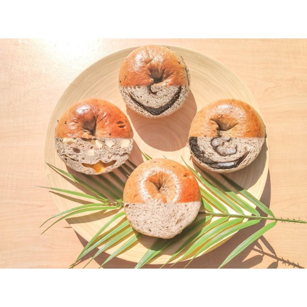 [圓之坊]手工bagel ＂芝麻貝果＂純養生黑芝麻 香濃芝麻餡 外Q內軟 低糖低油奶素 絕無添加 單純健康 下單後現做-細節圖2