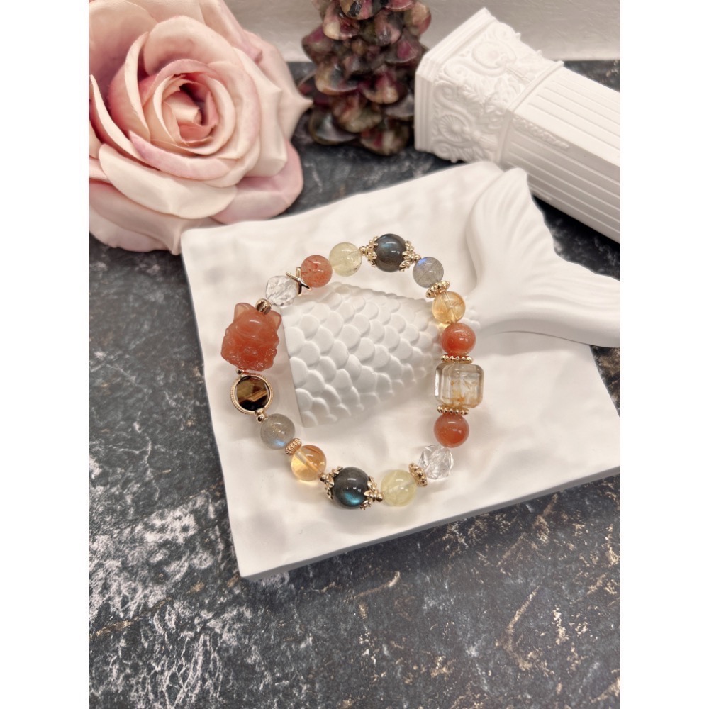 2025新年優惠- 招財開運水晶手鍊｜金太陽石｜拉長石｜黃虎眼｜黃塔晶｜金沙橙月光-細節圖2
