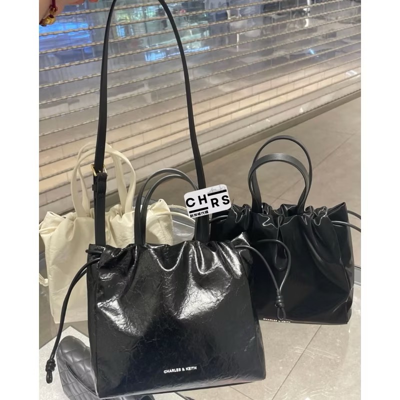 ￼開發票🧾Chrs代購🔥小CK金銀絲抽繩托特包 手提包  肩背包 斜背包 小托特包 大托特包-細節圖8