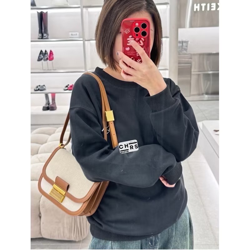 ￼開發票🧾Chrs代購🔥新加坡小CK✨ 侯佩岑 同款 Charlot 金釦包 復古小方包 側背包 復古包 豆腐包 經-規格圖9