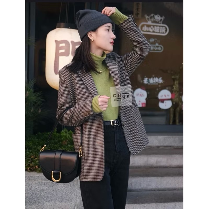 ￼開發票🧾Chrs代購🖤新加坡小CK✨ 造型D字釦兩用馬鞍包 馬蹄包 側背包 單肩包-細節圖8