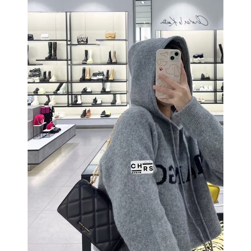 ￼開發票🧾Chrs代購🖤新加坡小CK✨ 新加坡限定款！小香風澎澎皮菱格鏈條長夾 WOC-細節圖7