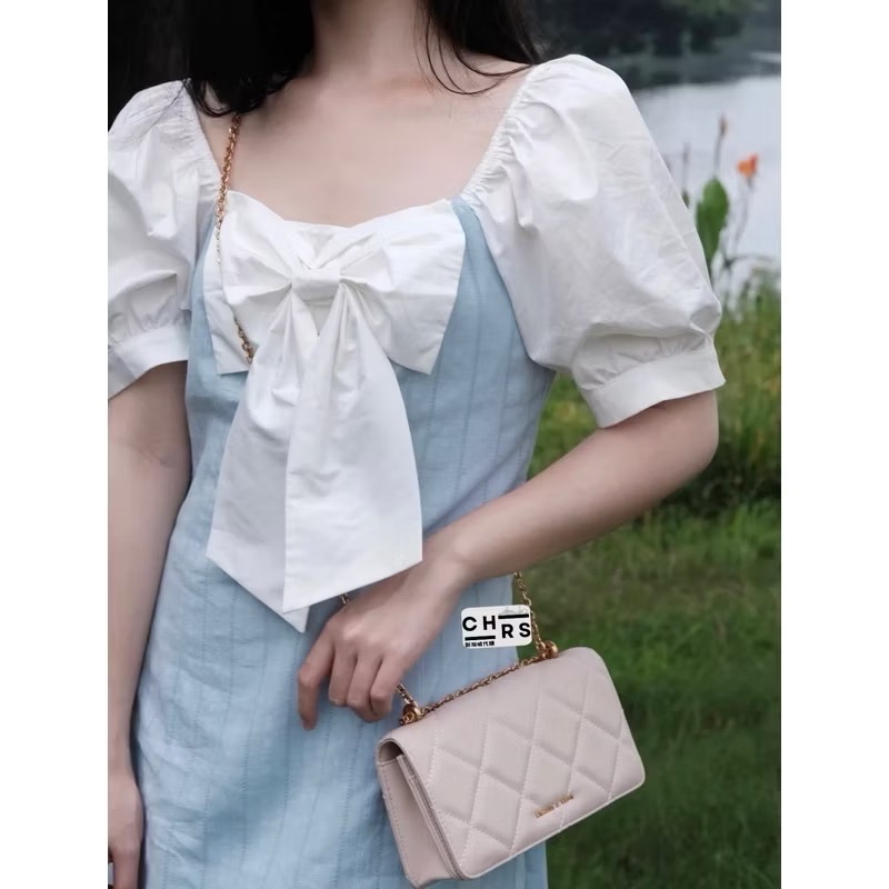 ￼開發票🧾Chrs代購🖤新加坡小CK✨ 新加坡限定款！小香風澎澎皮菱格鏈條長夾 WOC-細節圖9