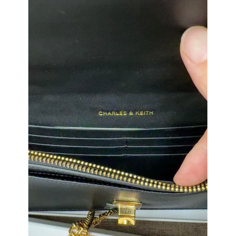 開發票🧾Chrs代購 💗Charles & Keith 小CK WOC小香風 菱格鍊帶長夾 黑 CK6-708404-細節圖5
