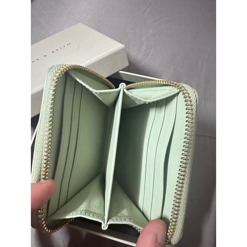 ￼開發票🧾Chrs代購 Charles & Keith 小ck 拉鍊 短夾 皮夾 卡夾 皮包 CK6-10770597-細節圖6