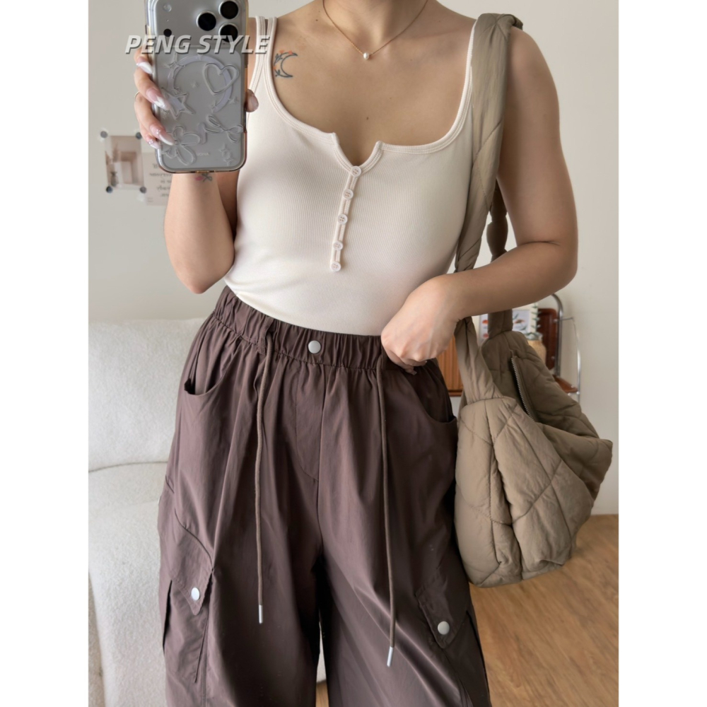 【PENG_STYLE】8月新款✨預購#1830 韓版🇰🇷秋款🍂連體杯排釦雙肩帶背心小可愛-細節圖4
