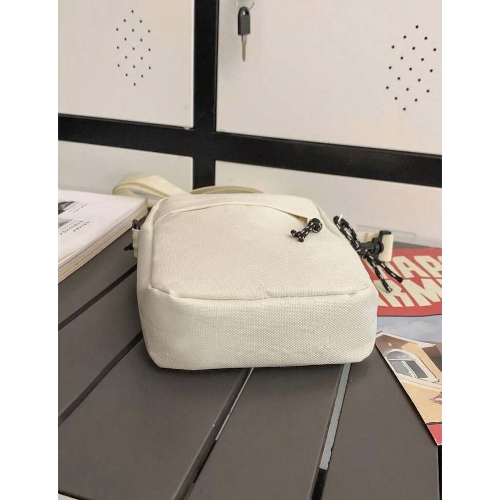 男士素色小側包-細節圖3