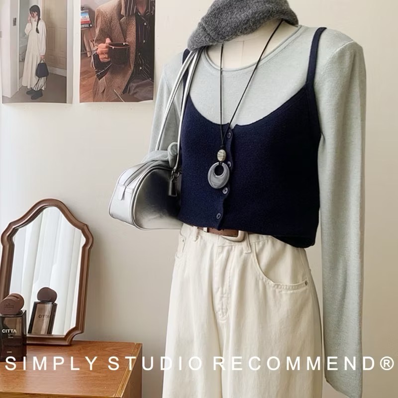 𝐒𝐈𝐌𝐏𝐋𝐘 𝐒𝐓𝐔𝐃𝐈𝐎 ☻ 韓版 秋季新款 疊穿紐扣羊毛卷邊長袖針織衫兩件套  6色售-細節圖5