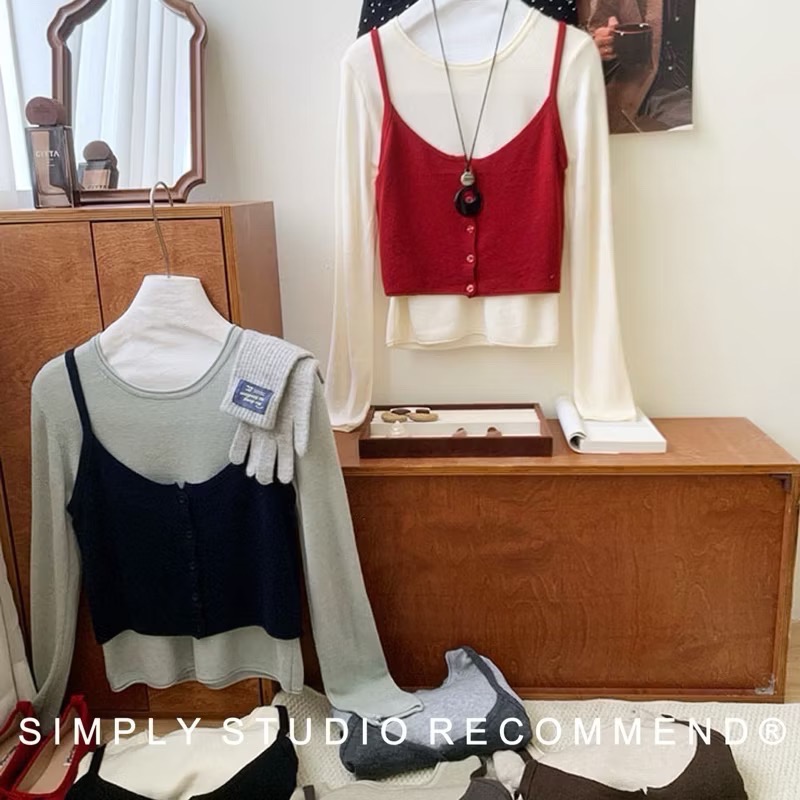 𝐒𝐈𝐌𝐏𝐋𝐘 𝐒𝐓𝐔𝐃𝐈𝐎 ☻ 韓版 秋季新款 疊穿紐扣羊毛卷邊長袖針織衫兩件套  6色售-細節圖9