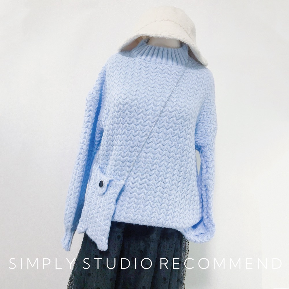 𝐒𝐈𝐌𝐏𝐋𝐘 𝐒𝐓𝐔𝐃𝐈𝐎 ☻ 韓版 秋冬新款 斜跨包針織慵懶毛衣  2色售-細節圖2