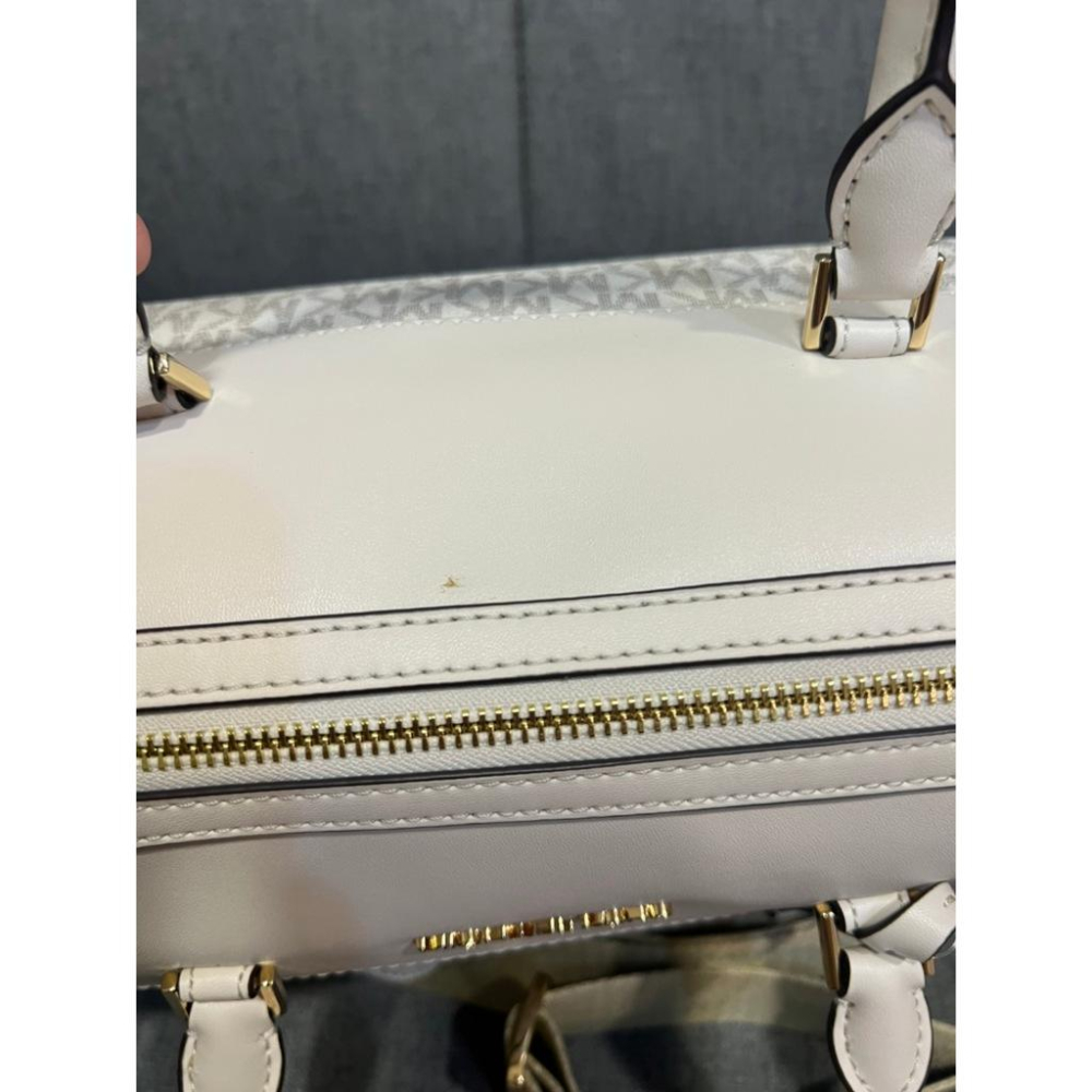 全新 MK 滿版老花 波士頓包 正品 手提 肩背 斜背 寬背帶-細節圖2