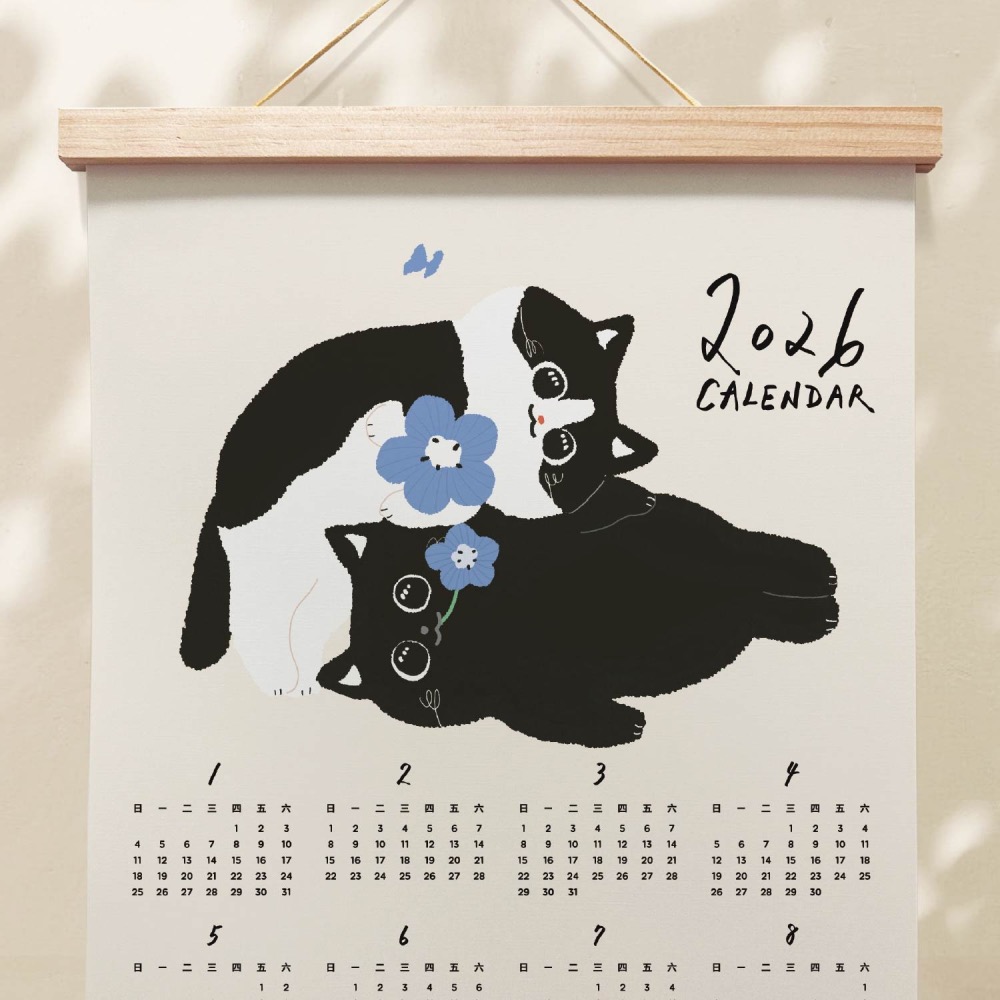 森蕗插畫🌲新款🌲 2026 A3年曆黑貓賓士叼花掛曆海報 臥室裝飾牆壁裝飾牆面裝飾居家裝飾房間交換禮物朋友生日禮物-細節圖2