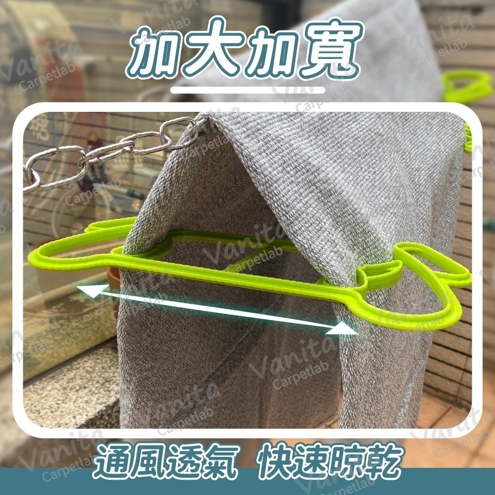 在台現貨｜快速通風晾曬夾 曬被子夾 棉被毯子晾曬 快 乾 通風 卡扣 大型衣架 多功能曬夾  支撐夾 通風支架 床單夾-細節圖5