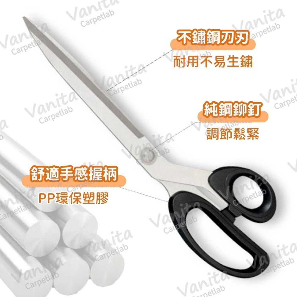 在台現貨｜不鏽鋼專業地墊裁剪刀 九吋 萬用 DIY 多功能 剪裁 剪刀 裁刀 事務 家用 美工 手工 不鏽鋼 大剪刀-細節圖5