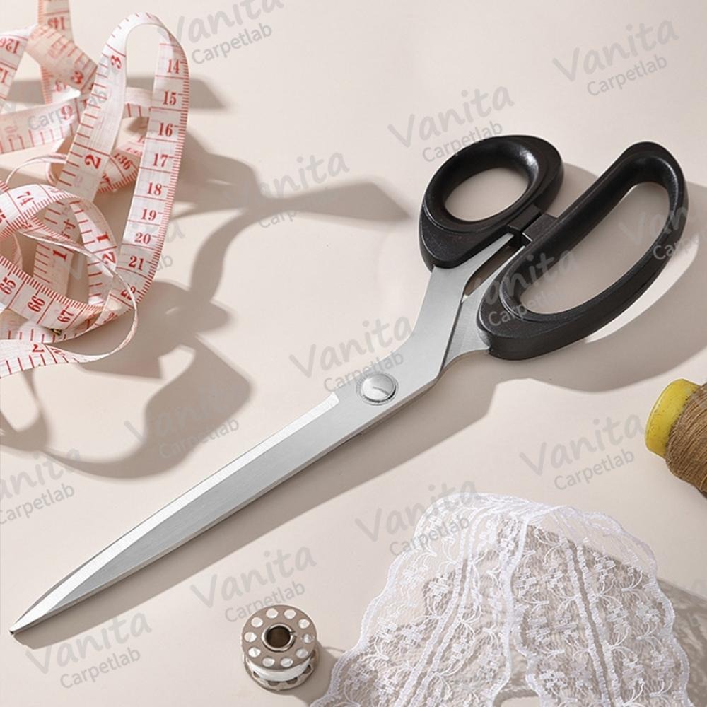 在台現貨｜不鏽鋼專業地墊裁剪刀 九吋 萬用 DIY 多功能 剪裁 剪刀 裁刀 事務 家用 美工 手工 不鏽鋼 大剪刀-細節圖7
