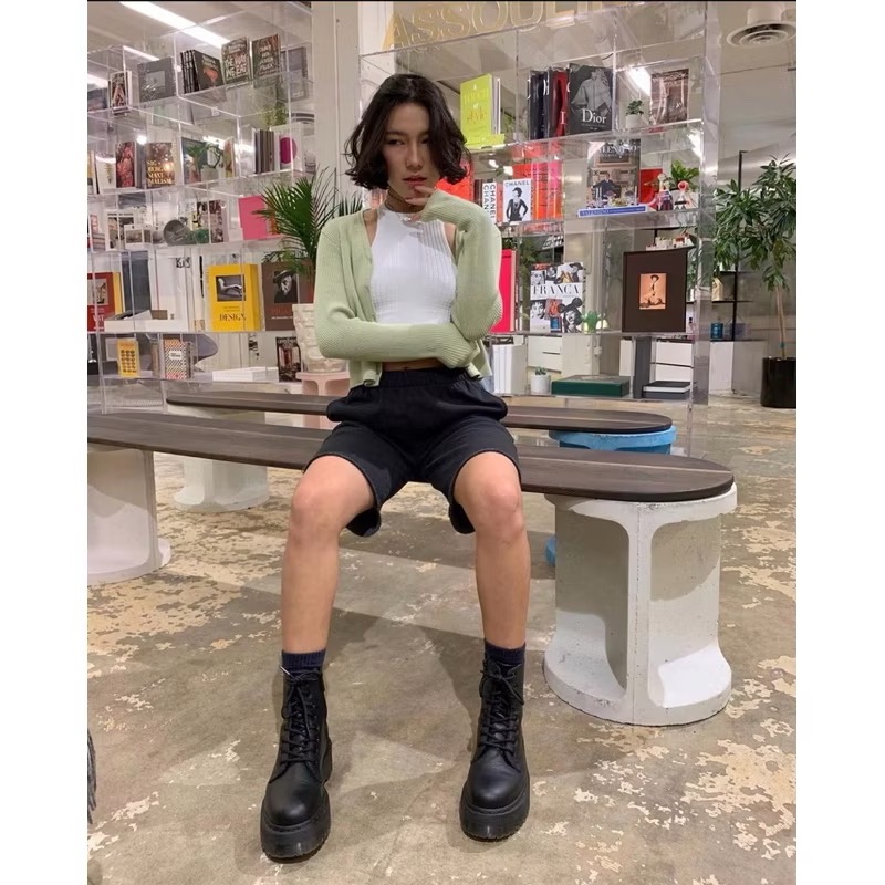 Brandy Melville 淺綠色坑條紋V領排扣針織長袖上衣外罩衫shannon sweater-細節圖7