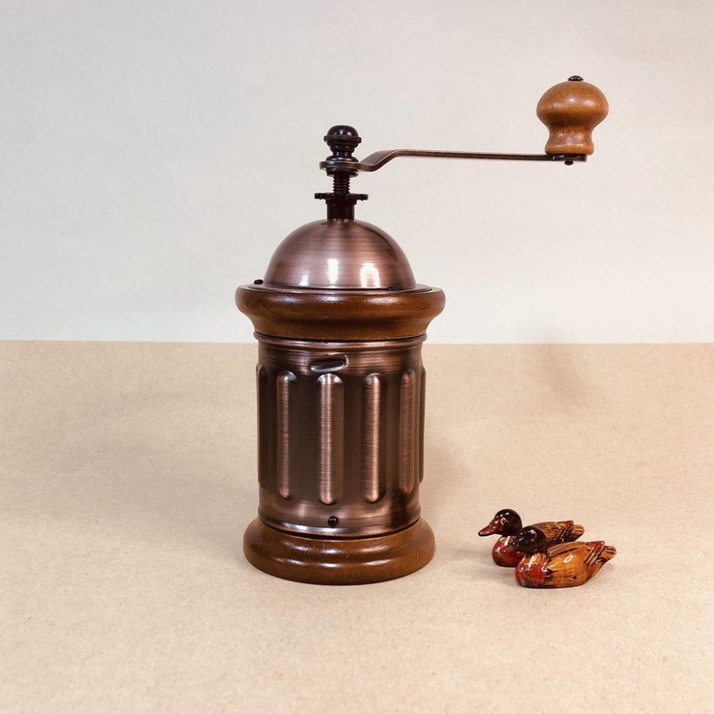 【好評推薦 快速出貨】Kalita 506454 圓銅磨豆機 郵筒造型手搖磨豆機 瓦莎咖啡-細節圖3
