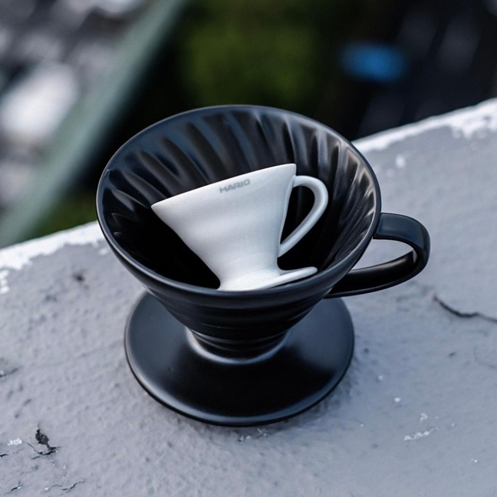 【老岩泥新上市】HARIO V60迷你磁石杯 試飲杯 老岩泥 白色/黑色 40ml 附掛繩 台灣製 瓦莎咖啡-細節圖8