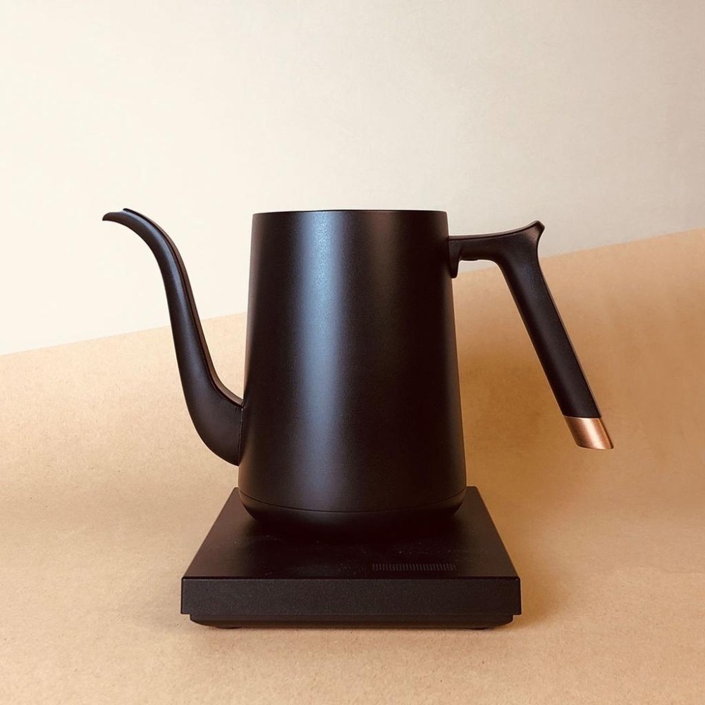 【手沖推薦 快速出貨】TIMEMORE 泰摩 魚SMART 溫控手沖壺 溫控壺 細嘴壺 鶴嘴壺 公司貨 保固一年-細節圖7