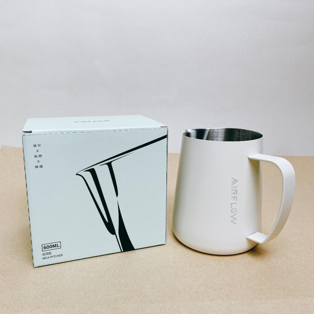 【圓嘴設計 快速出貨】AIRFLOW 圓嘴拉花鋼杯 拉花杯 拉花鋼杯 圓嘴設計 400ml 600ml 瓦莎咖啡-細節圖7