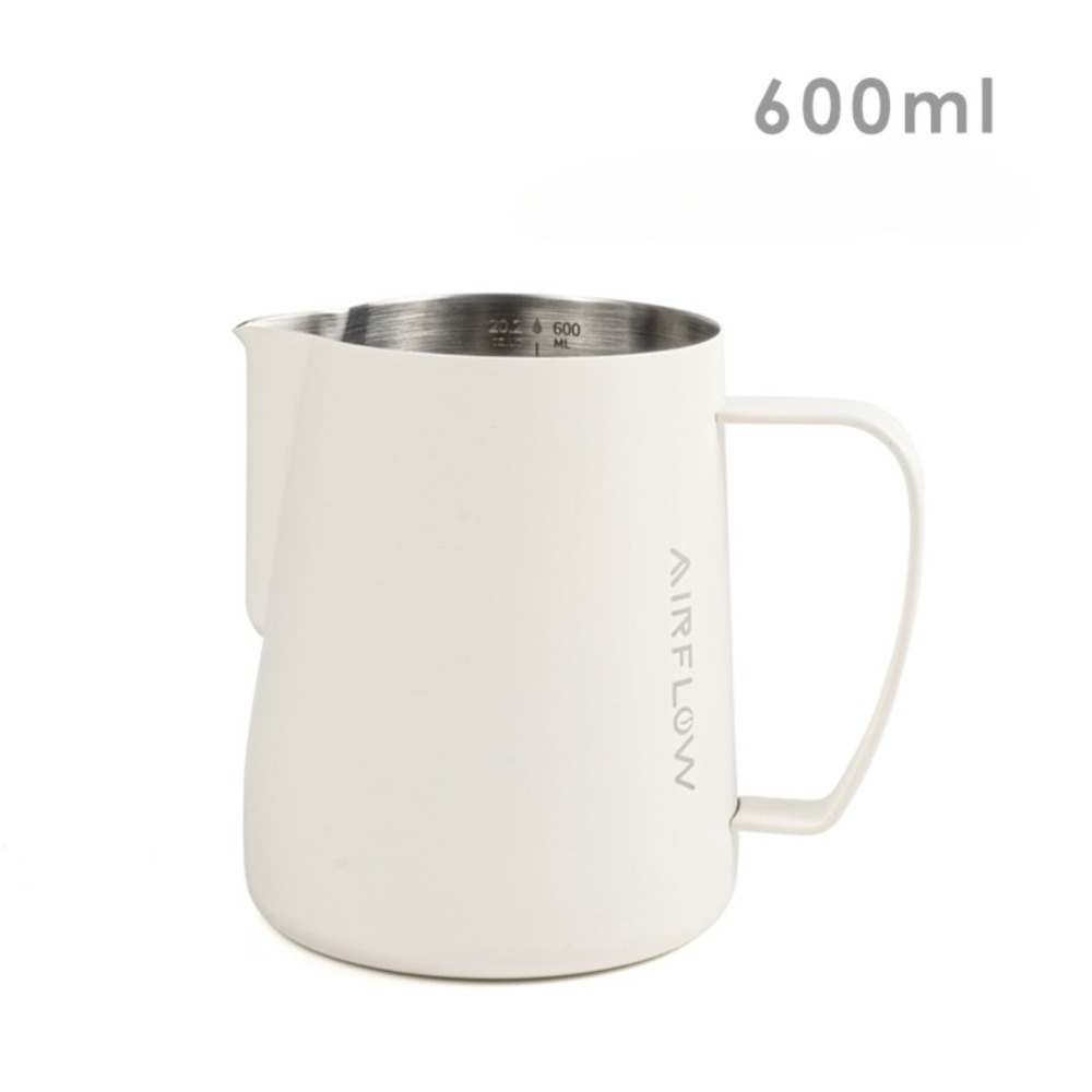 AIRFLOW 圓嘴拉花鋼杯 400ml 600ml 不锈鋼奶泡杯 带刻度拉花杯 咖啡拉花杯  雅威咖啡-規格圖5