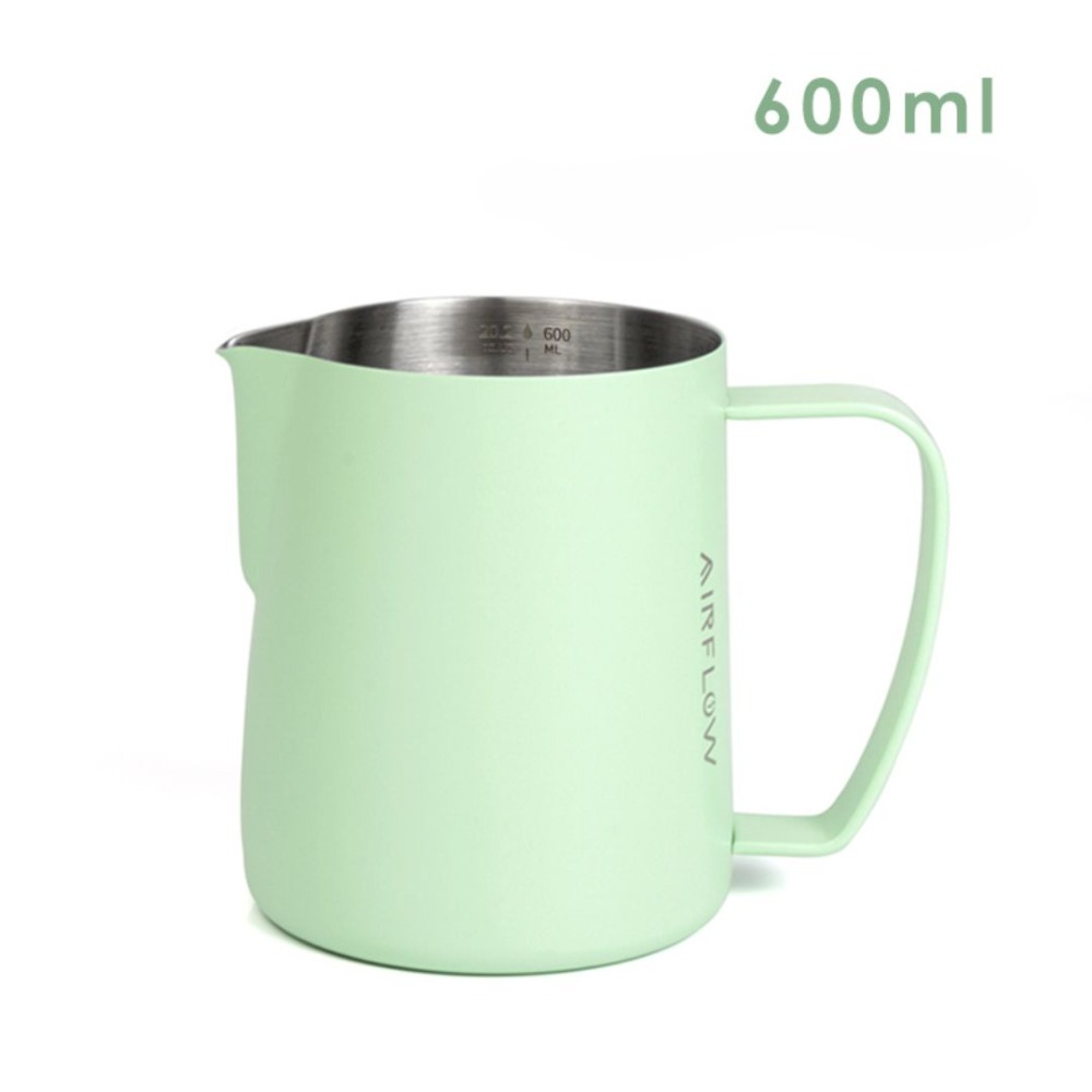 AIRFLOW 圓嘴拉花鋼杯 400ml 600ml 不锈鋼奶泡杯 带刻度拉花杯 咖啡拉花杯  雅威咖啡-規格圖5