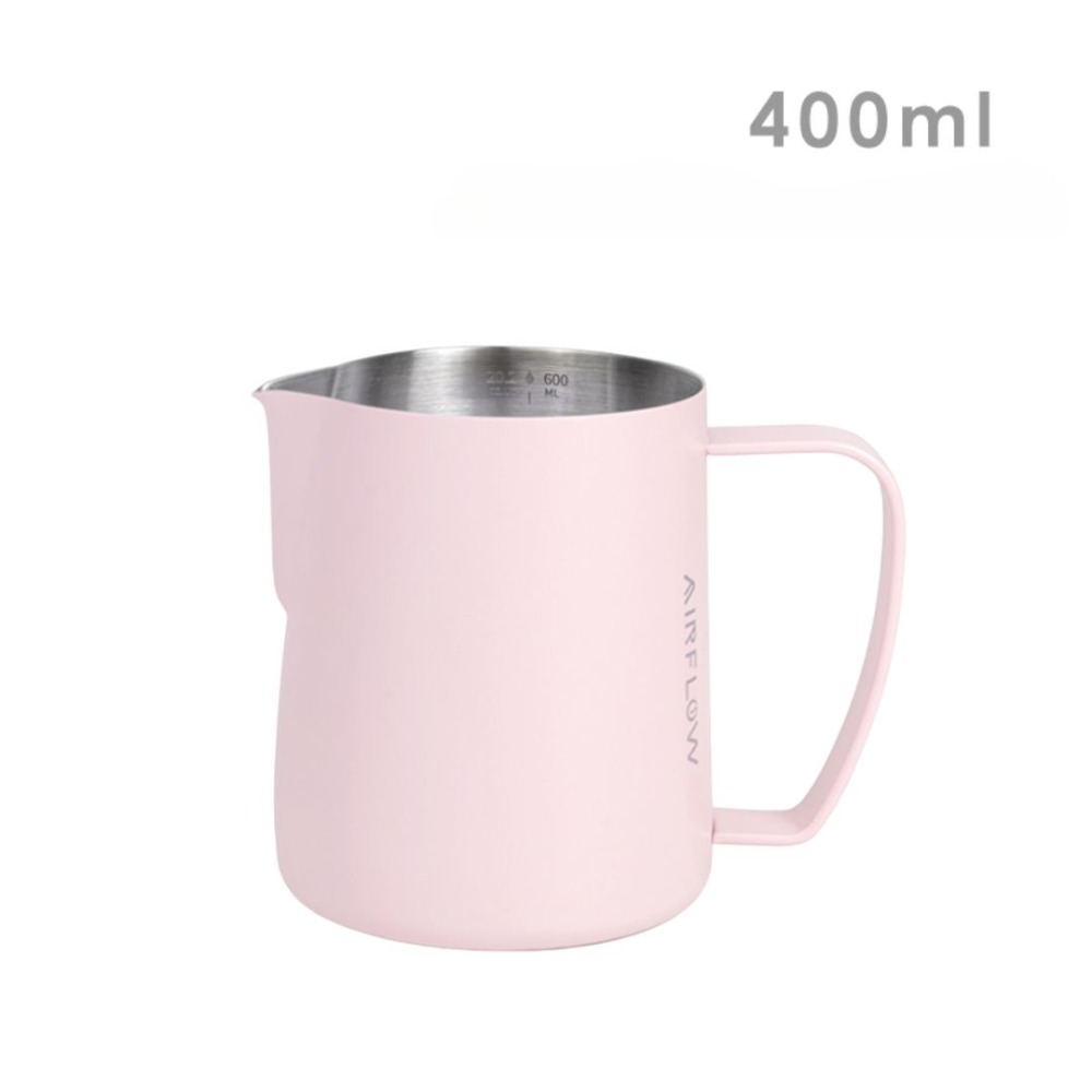 AIRFLOW 圓嘴拉花鋼杯 400ml 600ml 不锈鋼奶泡杯 带刻度拉花杯 咖啡拉花杯  雅威咖啡-規格圖5