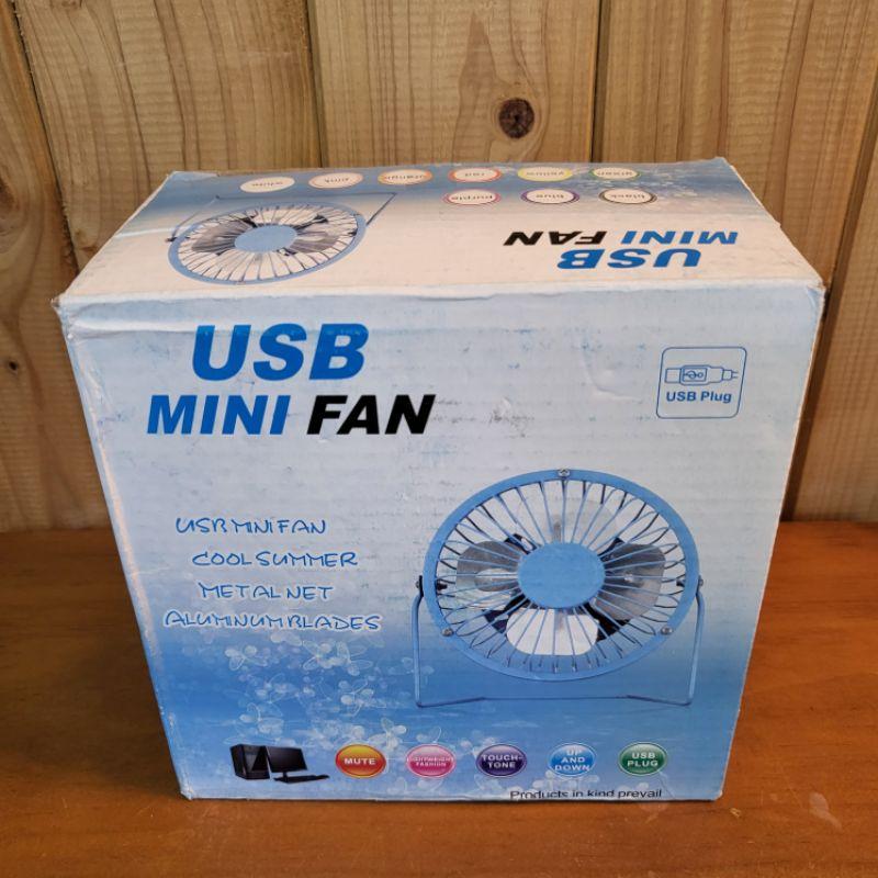 【樂樂的銅板雜貨店】4吋usb迷你小風扇 鋁葉鐵藝小風扇 辦公室小風扇 桌面靜音電風扇 風力強-細節圖5