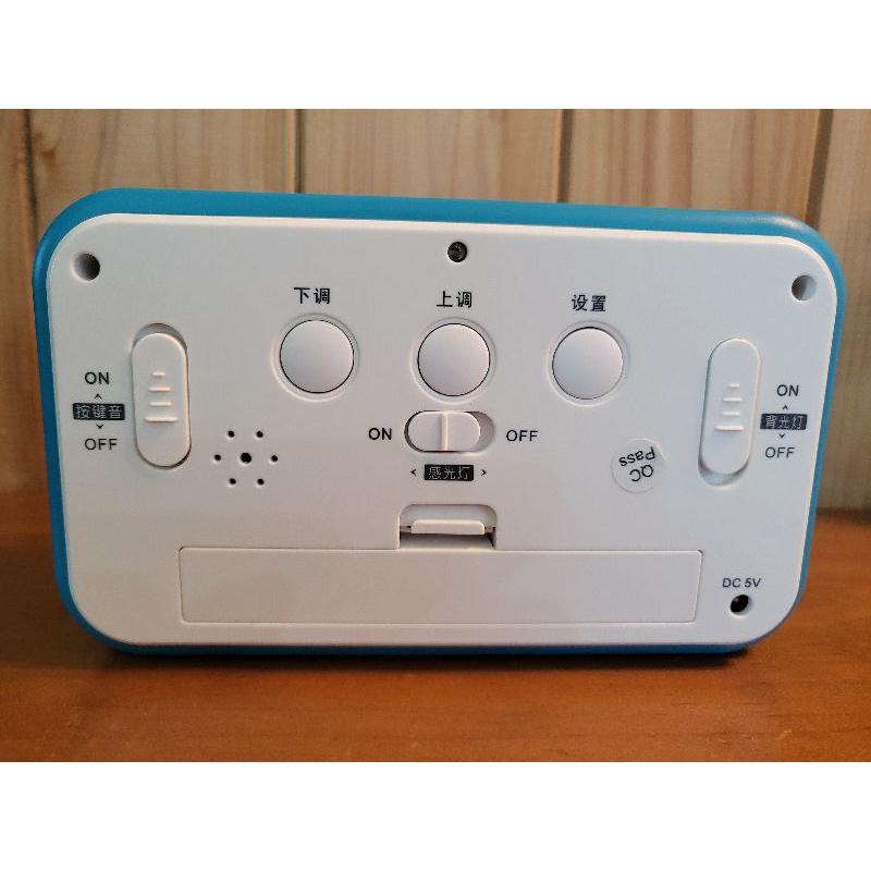 【樂樂的銅板雜貨店】智能懶人靜音鬧鐘 貪睡聰明鐘 電子LED夜光 光感床頭鬧鐘 靜音時鐘 鬧鈴 智慧鬧鐘 時鐘 鬧鐘-細節圖3