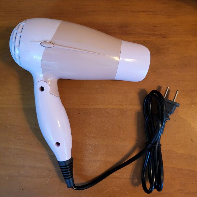 【樂樂的銅板雜貨店】輕巧型折疊吹風機 可折疊 輕巧便攜 旅行首選 二段控溫-細節圖2