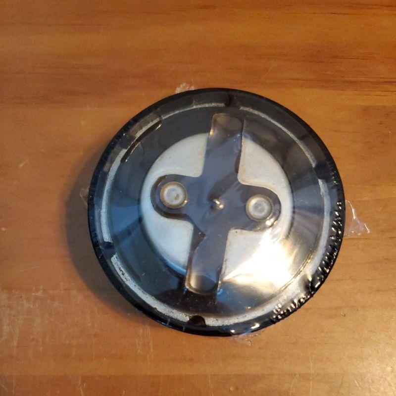 VOLVO 960 機油蓋 原廠配件 中古 家中舊車拆下-細節圖2