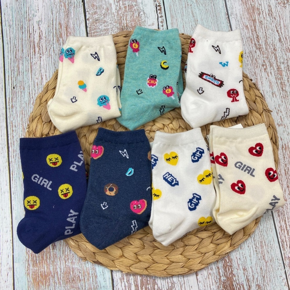 韓國襪子 電玩大作戰 女襪 長襪 笑臉 愛心 學生襪 普普風 甜點 冰淇淋 中筒襪-細節圖4