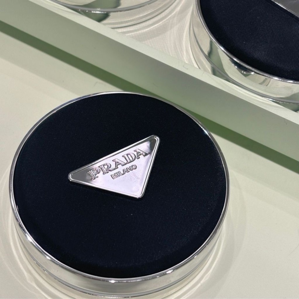 【A’sD 現貨🇬🇧正品】Prada Reveal原光新肌氣墊粉底-細節圖2