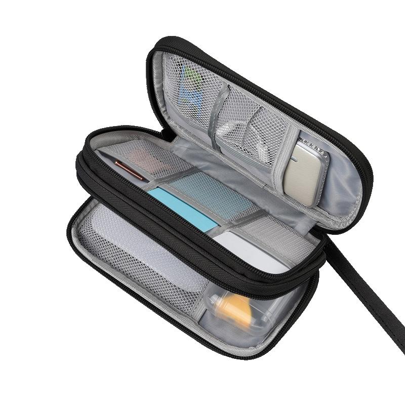 COTECi 萬用小收納包(黑/灰)14007 外出包 化妝包 小相機包 收納包 旅行包 輕旅行必備-細節圖9