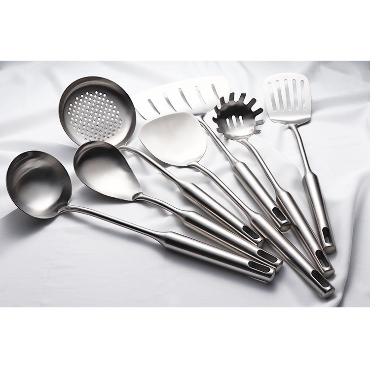 【吃麵必備】304不鏽鋼撈麵勺 粉扒 撈麵 麵勺 撈勺 過濾勺 瀝油 瀝水 火鍋勺 漏勺 瀝水不鏽鋼勺 勺子 料理用具-細節圖5