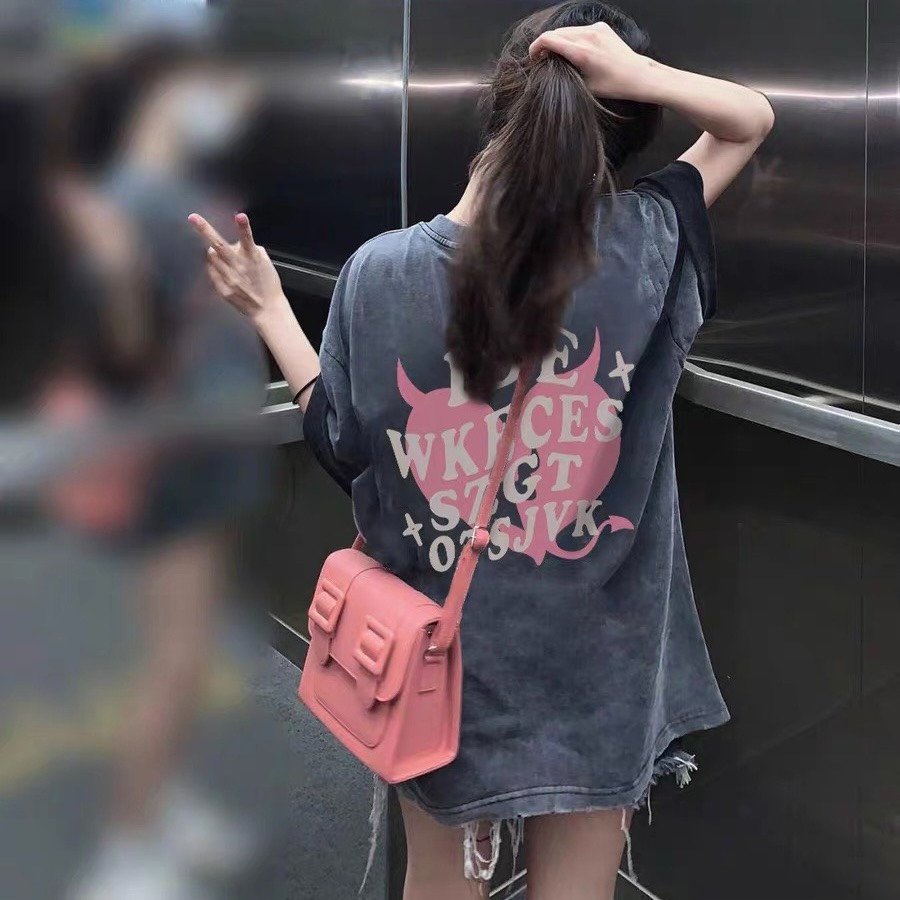 【三番雜貨屋】愛的小惡魔 復古水洗 純棉上衣 短袖 寬鬆美式復古 原宿慵懶風 日系少女感-細節圖2