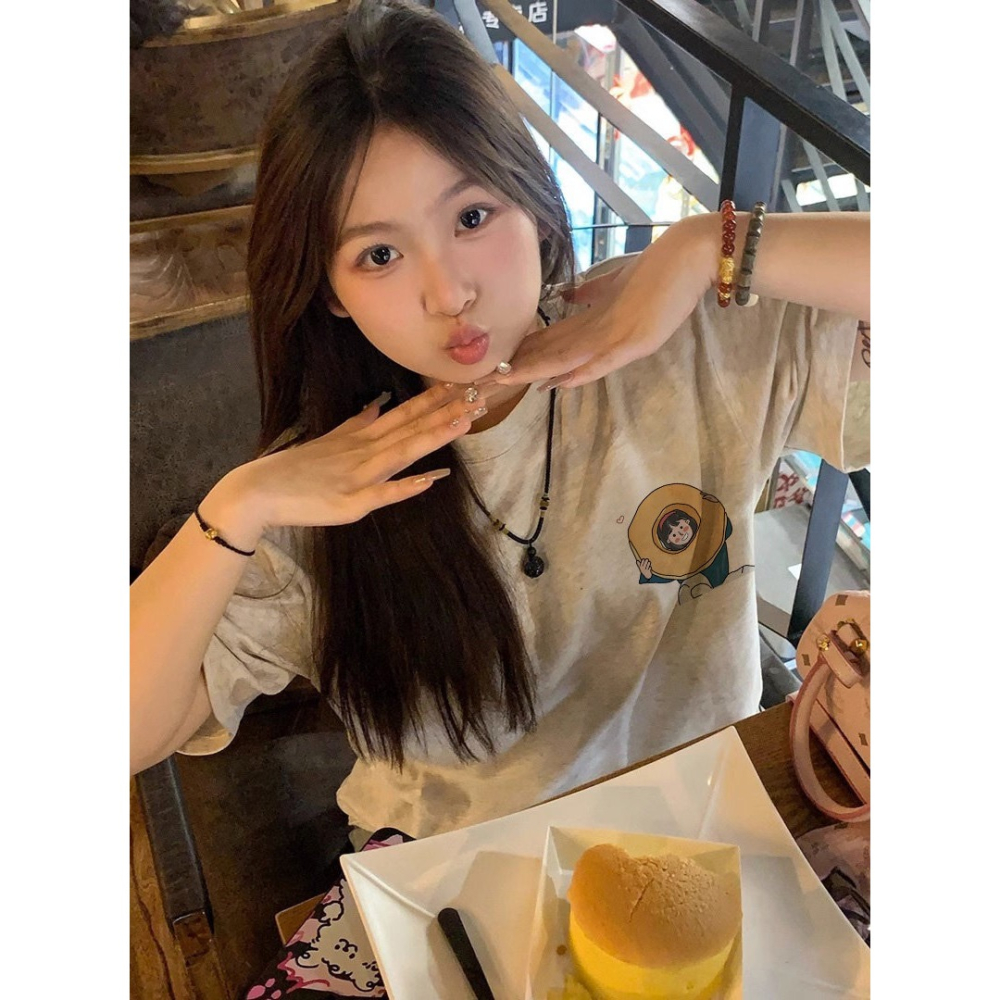 【三番雜貨屋】插畫風甜甜圈少女 純棉上衣 短袖 寬鬆美式復古 原宿慵懶風 日系少女感-細節圖3