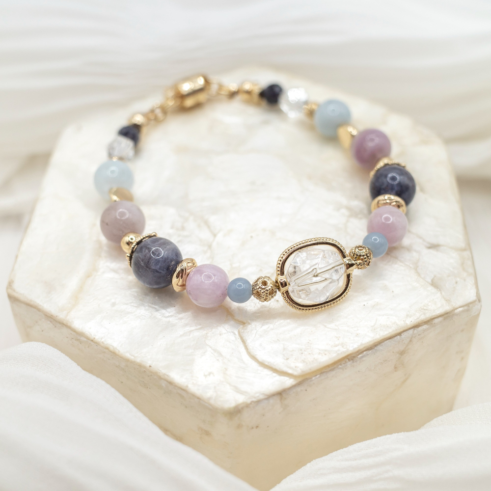 𝓒𝓱𝓾𝓷 // 溫柔的守護 // 舒壓療癒緩和安定．堇青石天使石海藍寶紫鋰輝石舒螢石水晶手鍊-細節圖6