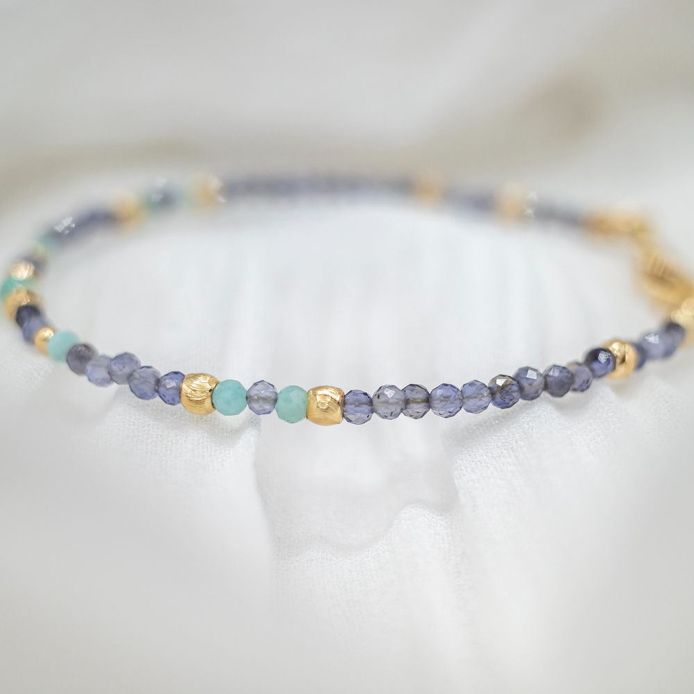 𝓒𝓱𝓾𝓷 // 天冉 // ★極細款★紓解壓力消除負能量．天河石堇青石水晶手鍊-細節圖2