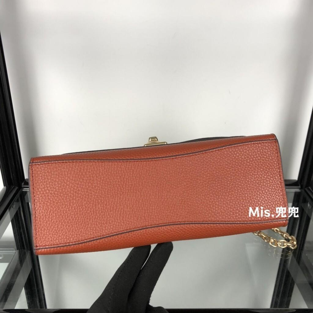 保固 現貨 COACH 蔻馳包包 Mis.兜兜 時尚女生翻蓋包 鏈條包 單肩包 斜挎包 大容量 百搭女包-細節圖6